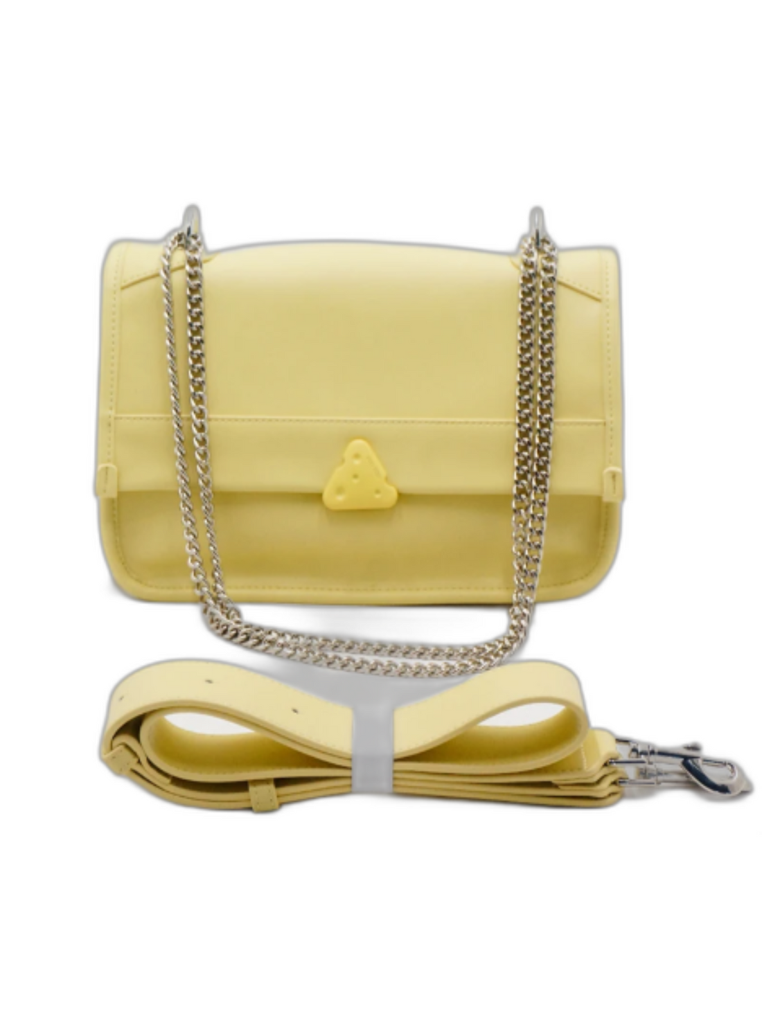 How to Style Your Crossbody Bag for Women: Top Tips for Dubai’s Fashion Scene